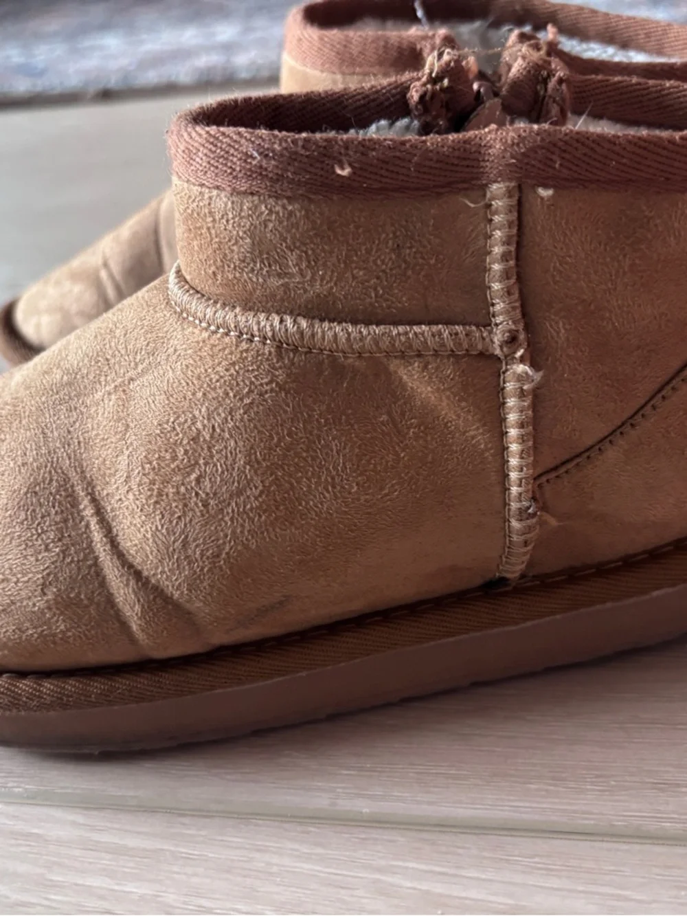 MIA suede upper